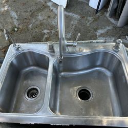 Kohler Sink with Insinkerator and All Necessary Parts