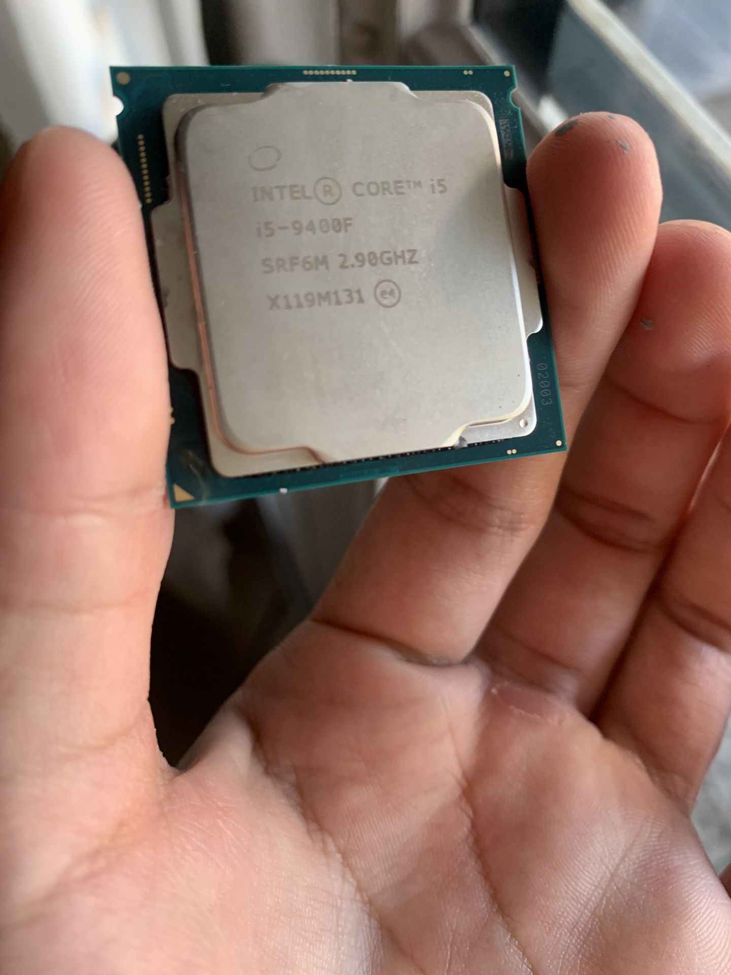 Intel Core I5 9500f + Stock Fan