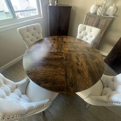 Dining Table  With Chairs 