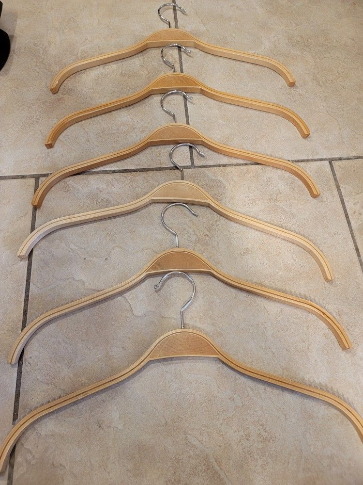 100 Hangers For $60