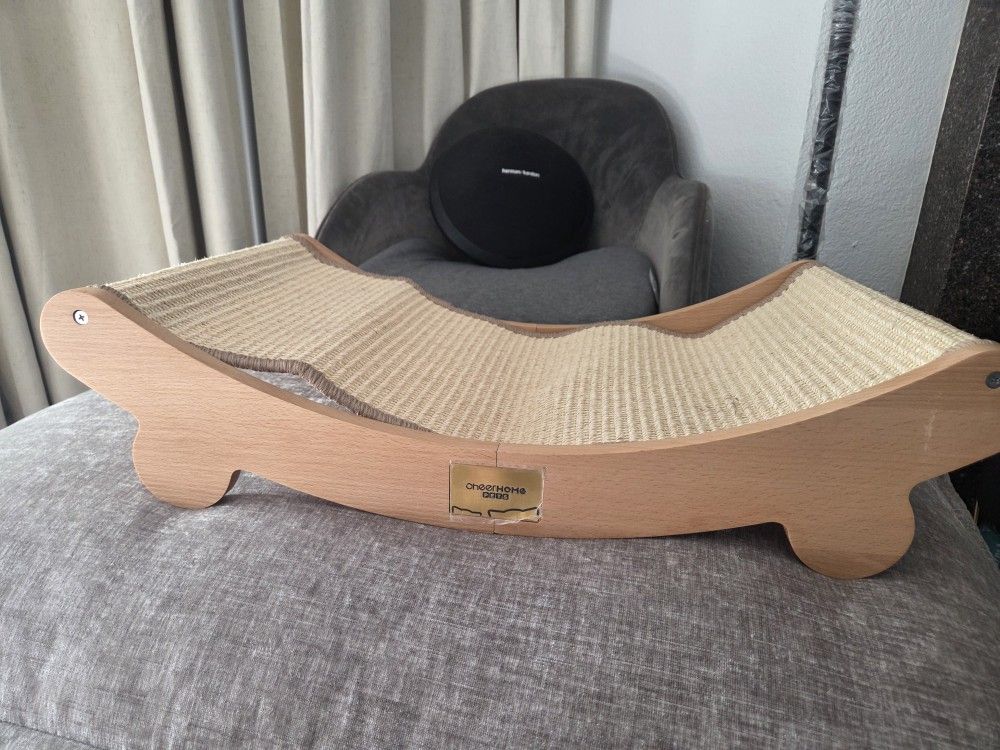 Luna Cat Bed NEW