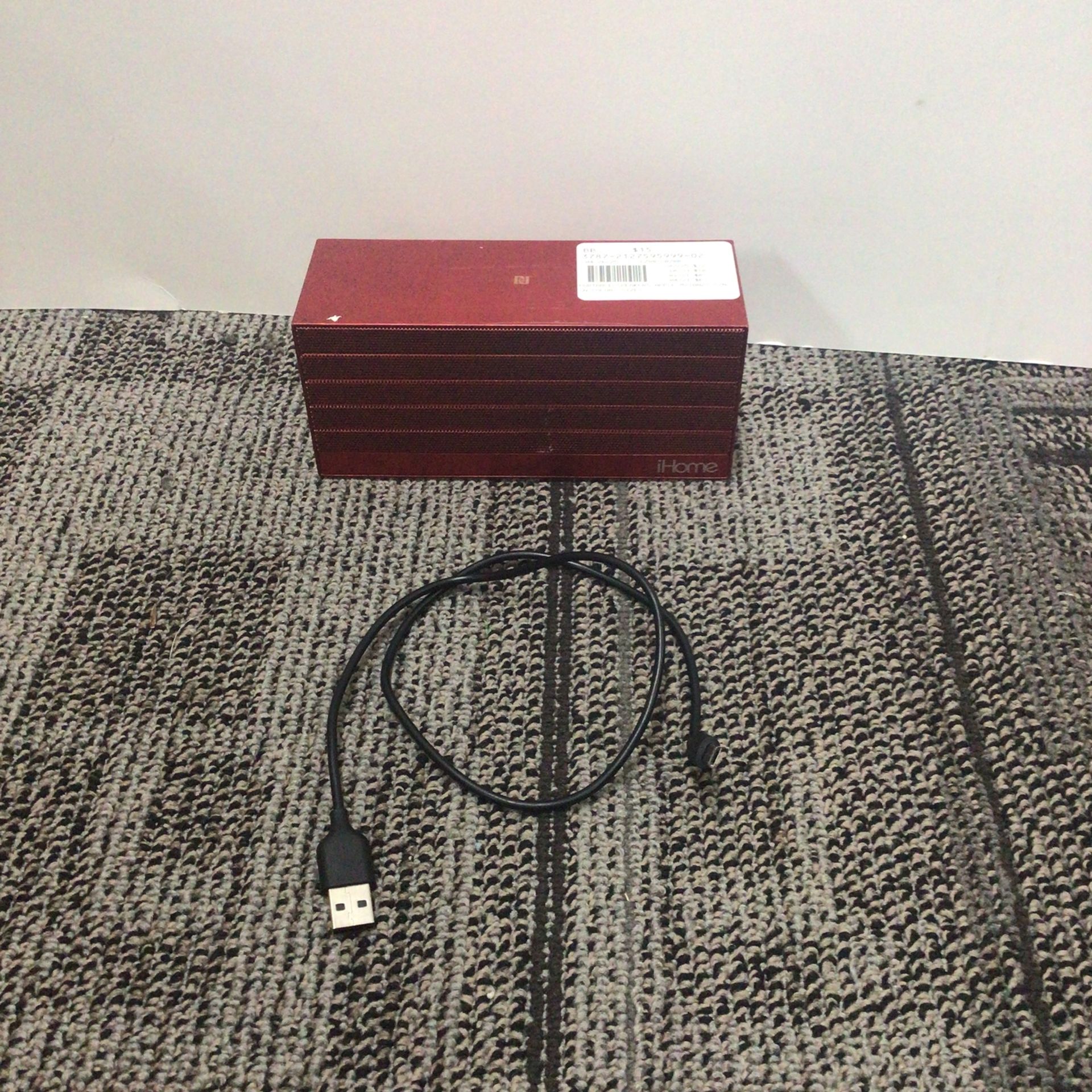 Apple iHome Bluetooth Speaker