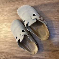 Birkenstock Size 40 (8.5/9w)