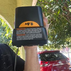 RYOBI BATTERY CHARGER $15