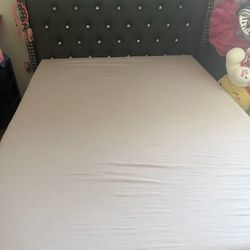 Full/Queen bed set with mattress and box spring