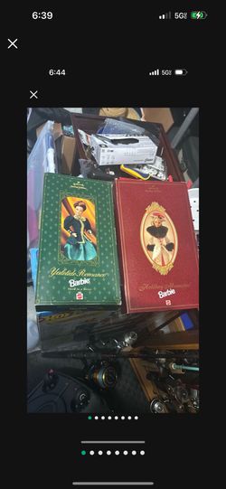 2 VINTAGE HALLMARKS BARBIES 