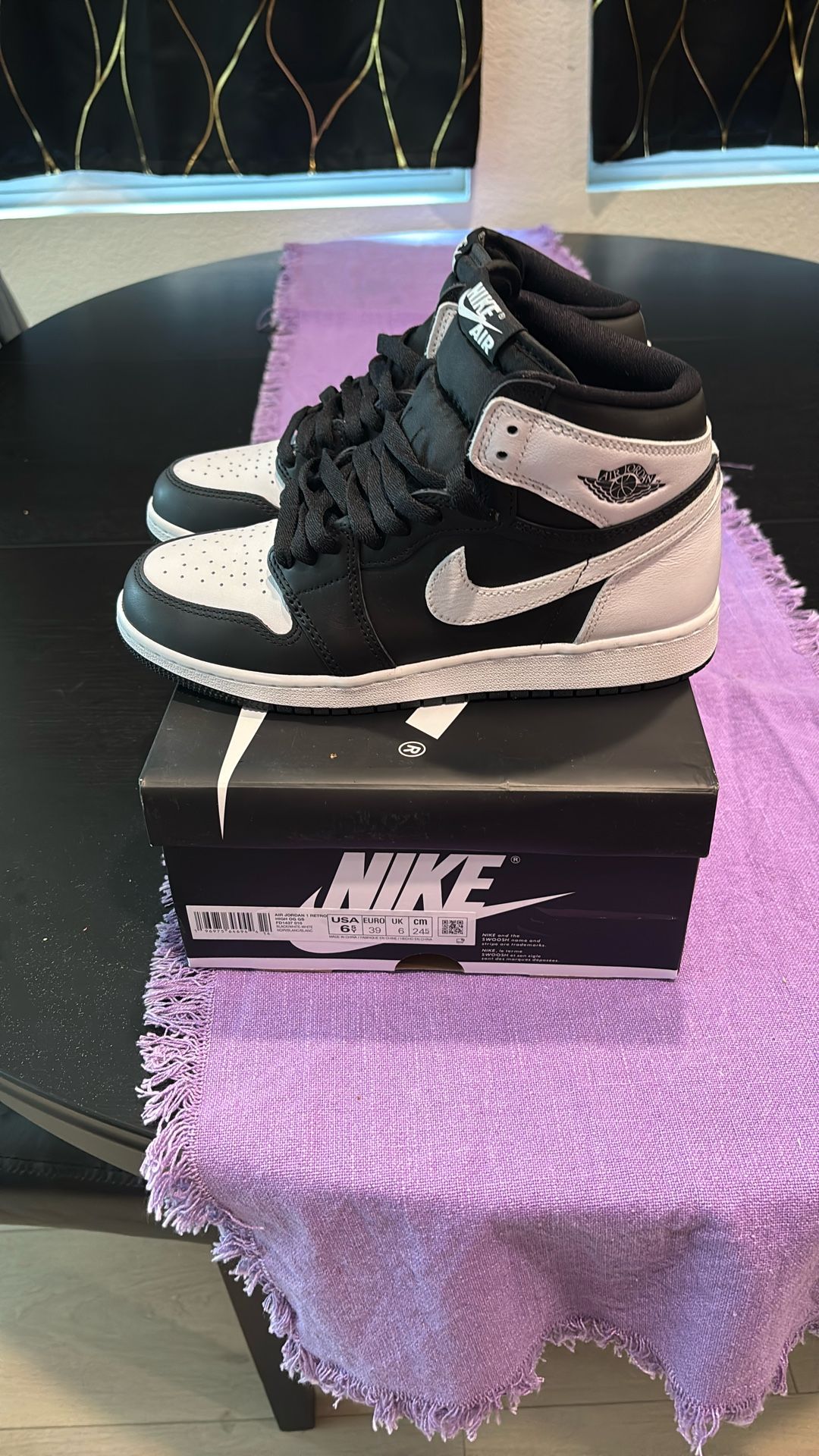 Jordan 1 Retro High OG GS *NEW*
