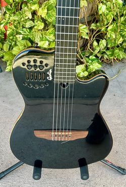 Godin ACS-SA Slim Nylon-String Cedar Top Acoustic-Electric Guitar - Black Pearl - w/ Gig Bag