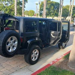 2015 Jeep Wrangler 4x4 Stick Shift Super Clean Inside And Out
