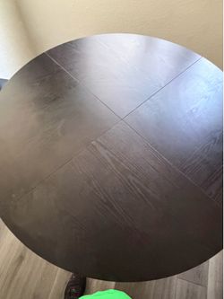 Mesa  comedor,  dining table