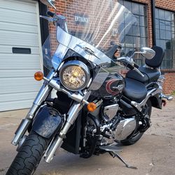 2017 Suzuki boulevard c90t