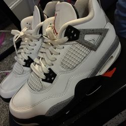 Jordan 4 Size 7y