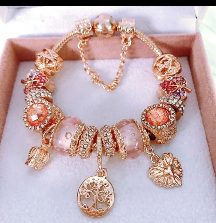 Pandora Style Bracelet Rosegold 20cm With Charms