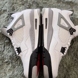 Air Jordan 4 