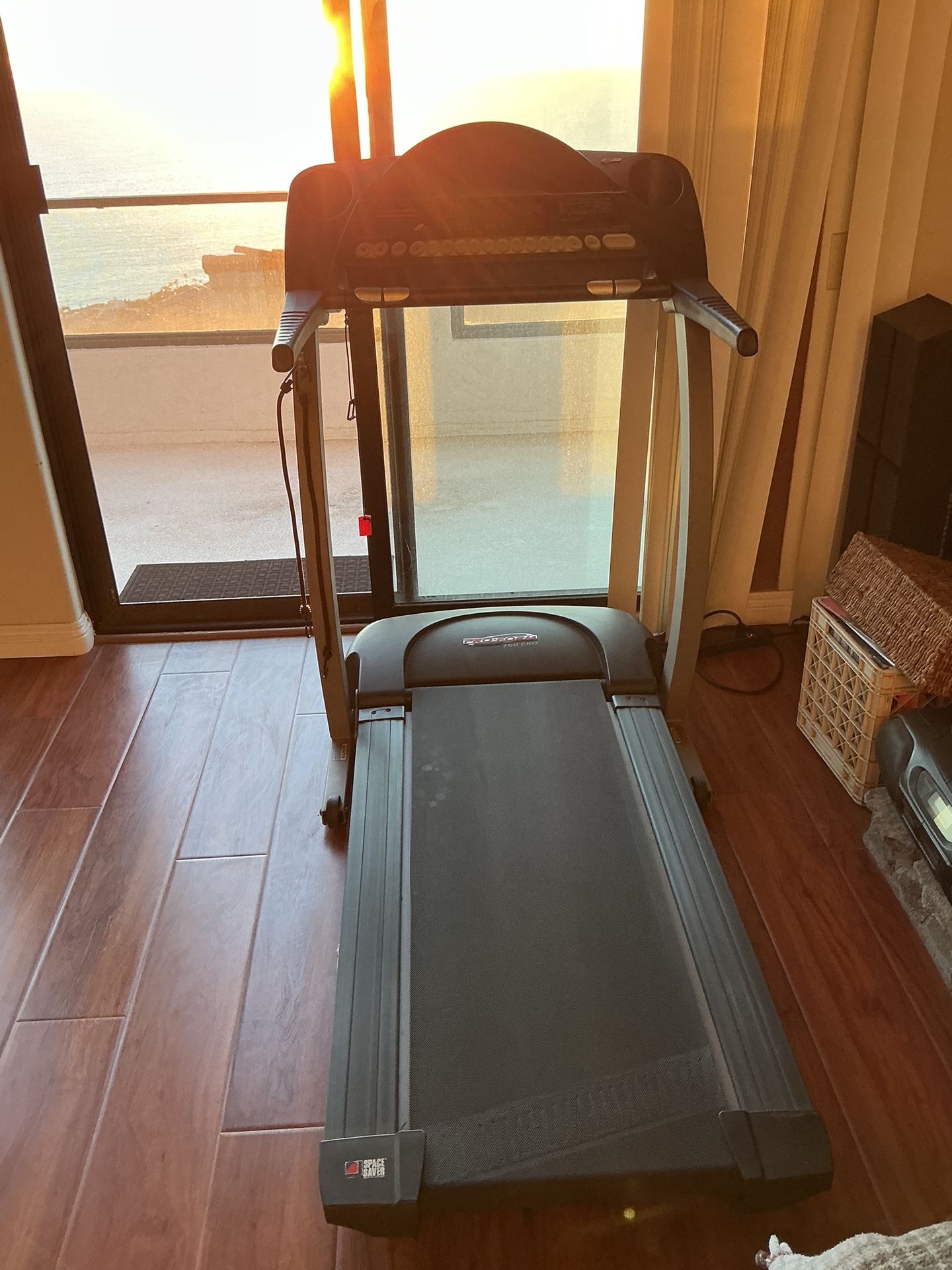 ProForm 760 EKG Folding Treadmill