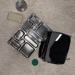 Planet Lunch Box With Addditonal Containers 