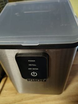 Igloo Ice Maker