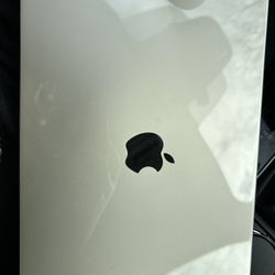 MacBook Air M4 16GB 256gb