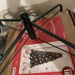 Free Target Xmas Tree, Stand, Base And Ornaments