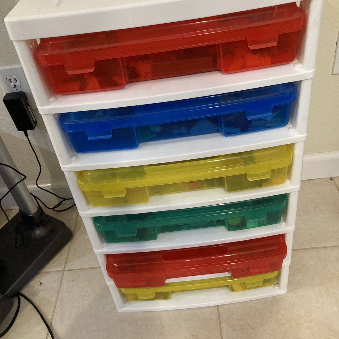 .com - IRIS LEGO 6-Case Workstation and Storage Unit with 2