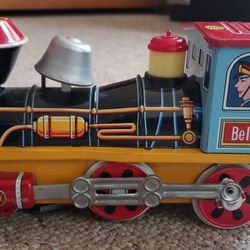 Vintage  "BELL RINGER" tin Train Vintage