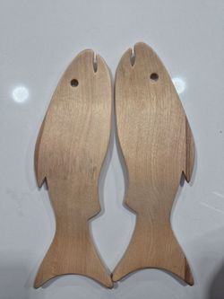 Wooden Kitchen Flip Tongs in a Fish Shape