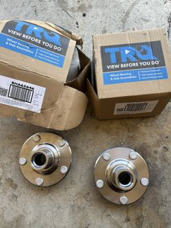 2001 Toyota Highlander Wheel Hubs