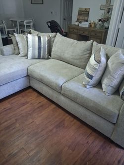Sectional couch