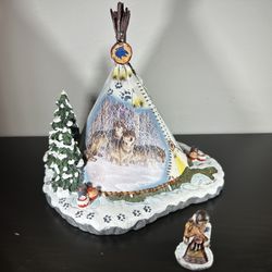 Hawthorne Village Spirit Of The Wolf ‼️