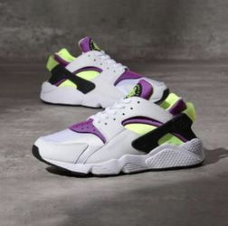 Brand New Nike 7.5 Men’s Air Huarache Run Neon Magenta White Purple Yellow!!!