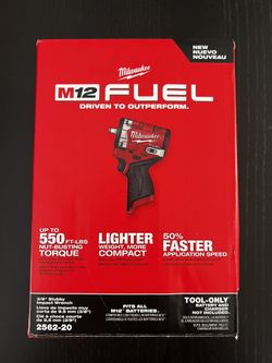 Milwaukee M12 FUEL STUBBY 3/8 Impact Wrench 550 ft lbs