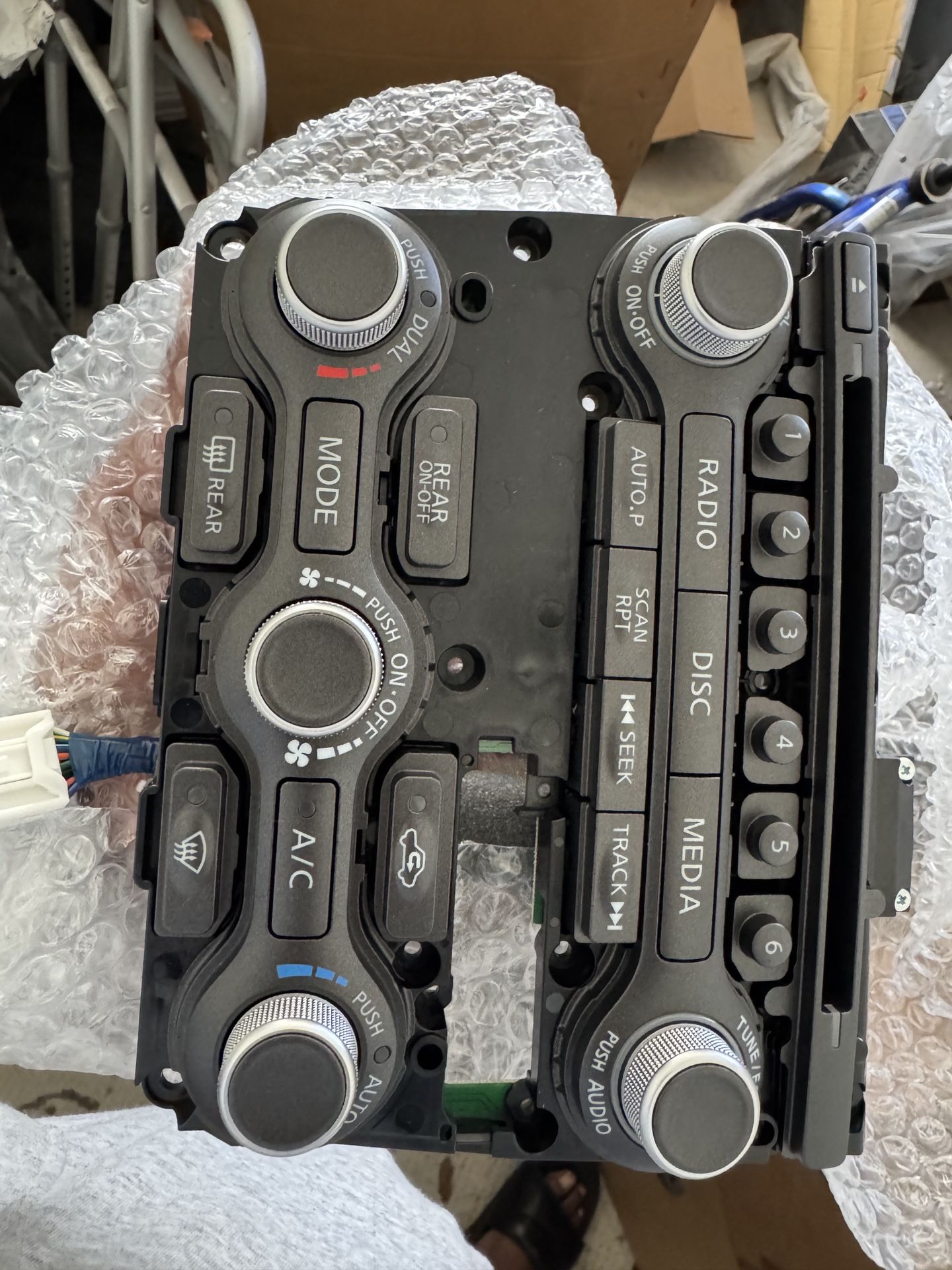 Ac Switch Assembly 2016-18 Nissan Pathfinder