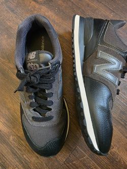 New Balance 574 Core Black ML574LHF Men's Size 10 Classic Lifestyle Sneakers