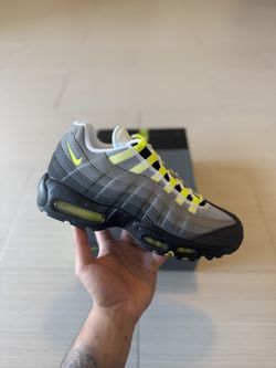Nike Air Max 95 Neon Size 9