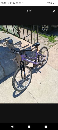 Women's huffy mountain bike