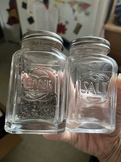 Glass Jar Salt And Pepper Shaker