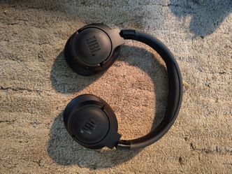JBL 770 nc headphones good condition