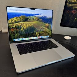 Apple 16” MacBook Pro M1 Pro Chip 16GB Ram 512SSD! Like new! We offer financing!