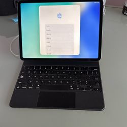 iPad Pro 128GB WIFI Only Like New 