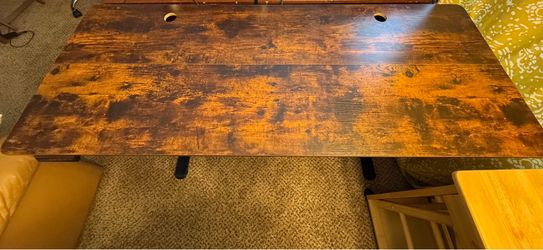 Standing/sitting desk
