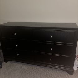 Black dresser set