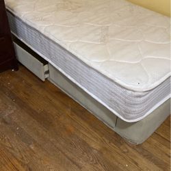 Twin bed with two drawers