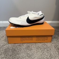 Nike Moon Shoe Soft Pearl Black