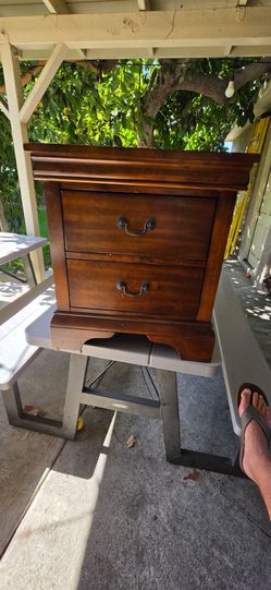 Night stands