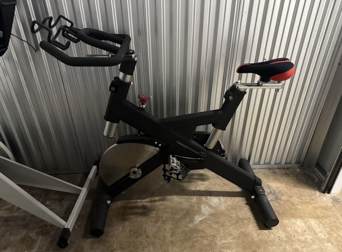 Like New Spinning Bike Excercise Bike
