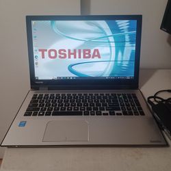  Toshiba business Laptop