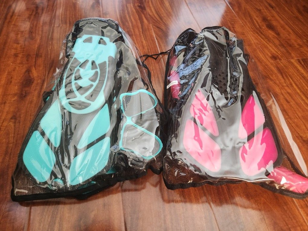 Snorkeling Gear Sets