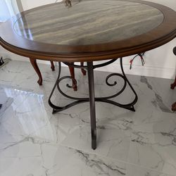Dinning table