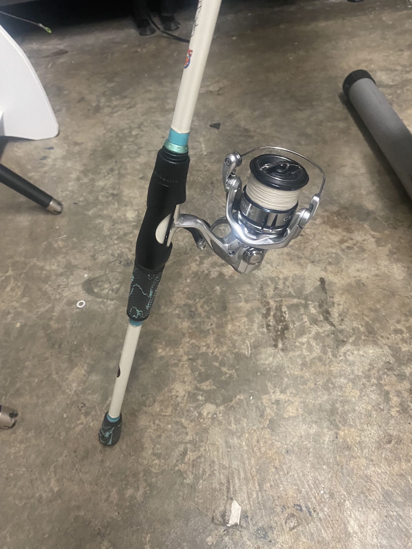 Clean Shimano Stradic Fl 3000 on Mint Blair Wiggins Rod