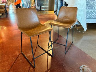 TARGET 24″ Bowden Counter Height Barstool with Footrest in Caramel (Set of 2)